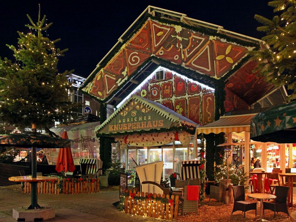 Knusperhaus auf dem Weihnachtsmarkt in Aurich