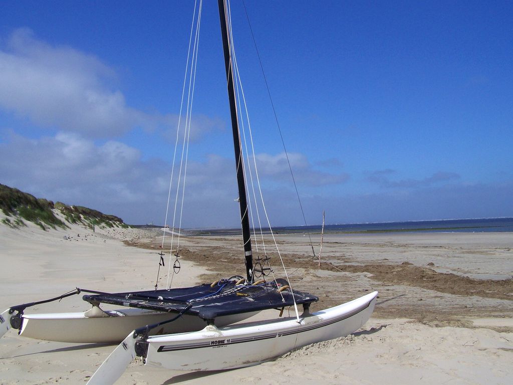 Boot im Sand am Strand von Baltrum